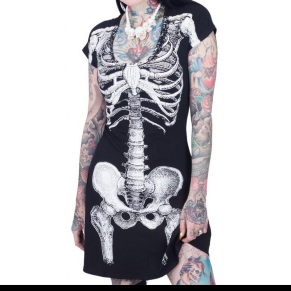 Dresses & Skirts - 🆕 SPOOKY SKELETON DRESS